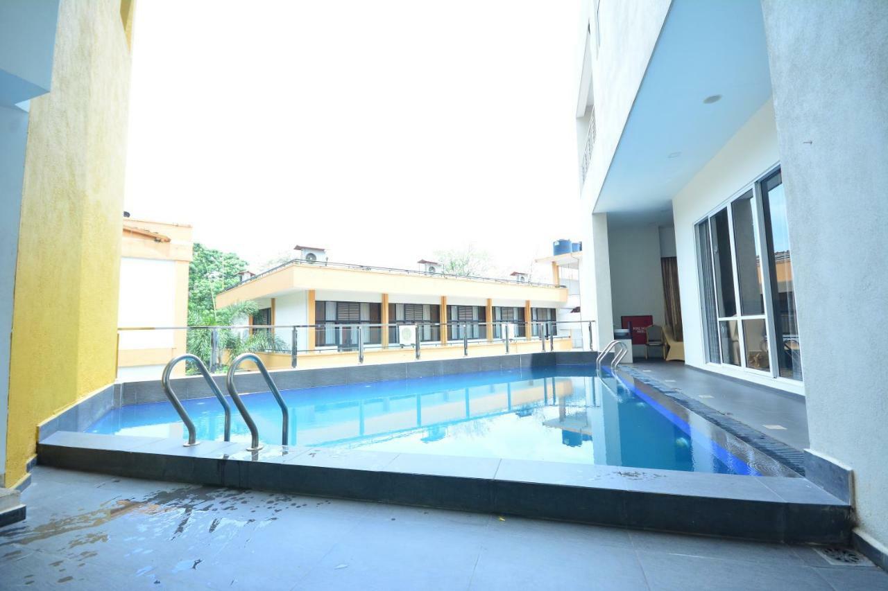 Kethumathee Hotel & Banquet Ratnapura Exterior foto
